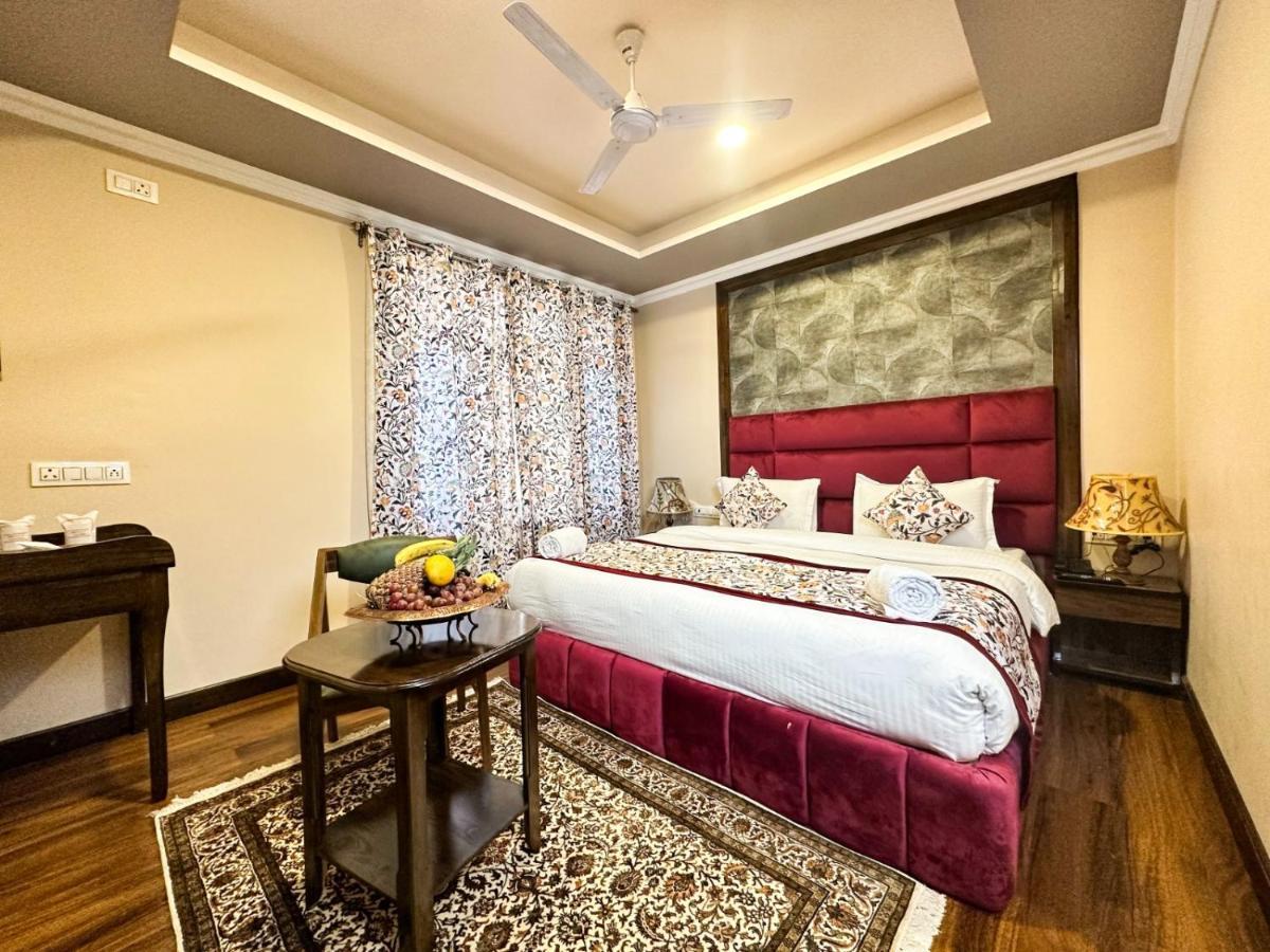 Srinagar Group Of Hotels Exterior foto