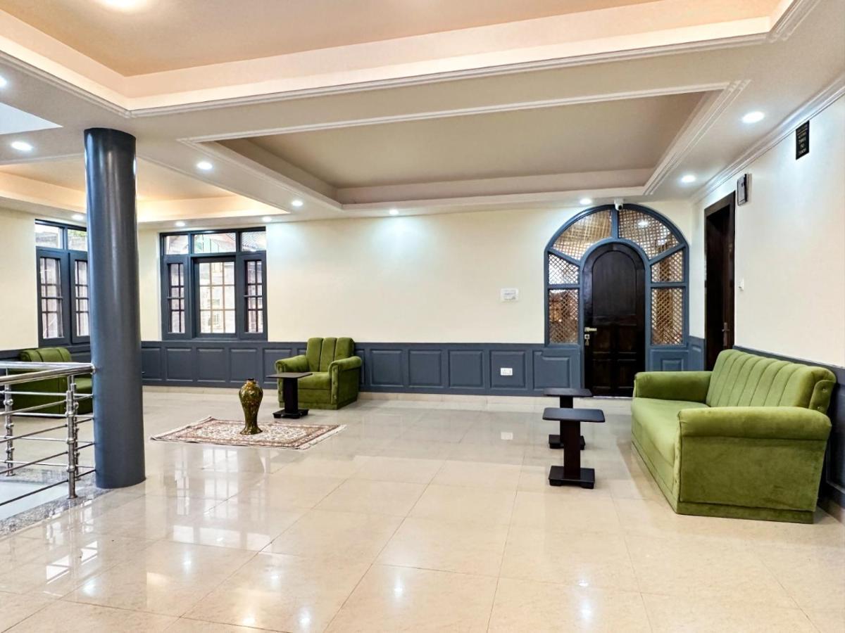 Srinagar Group Of Hotels Exterior foto